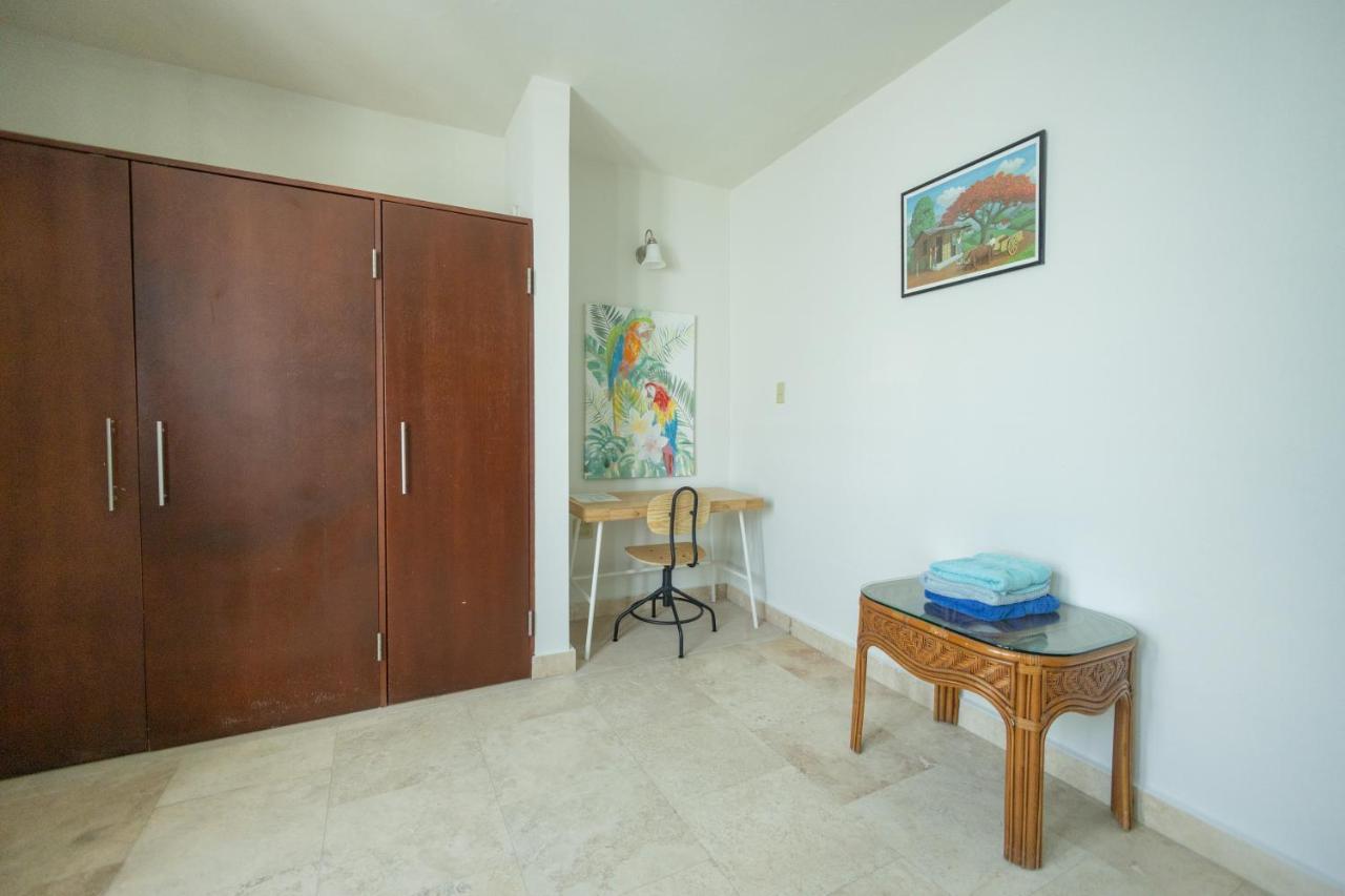 La Esmeralda Pr San Juan Extérieur photo