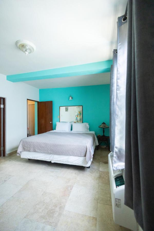 La Esmeralda Pr San Juan Extérieur photo